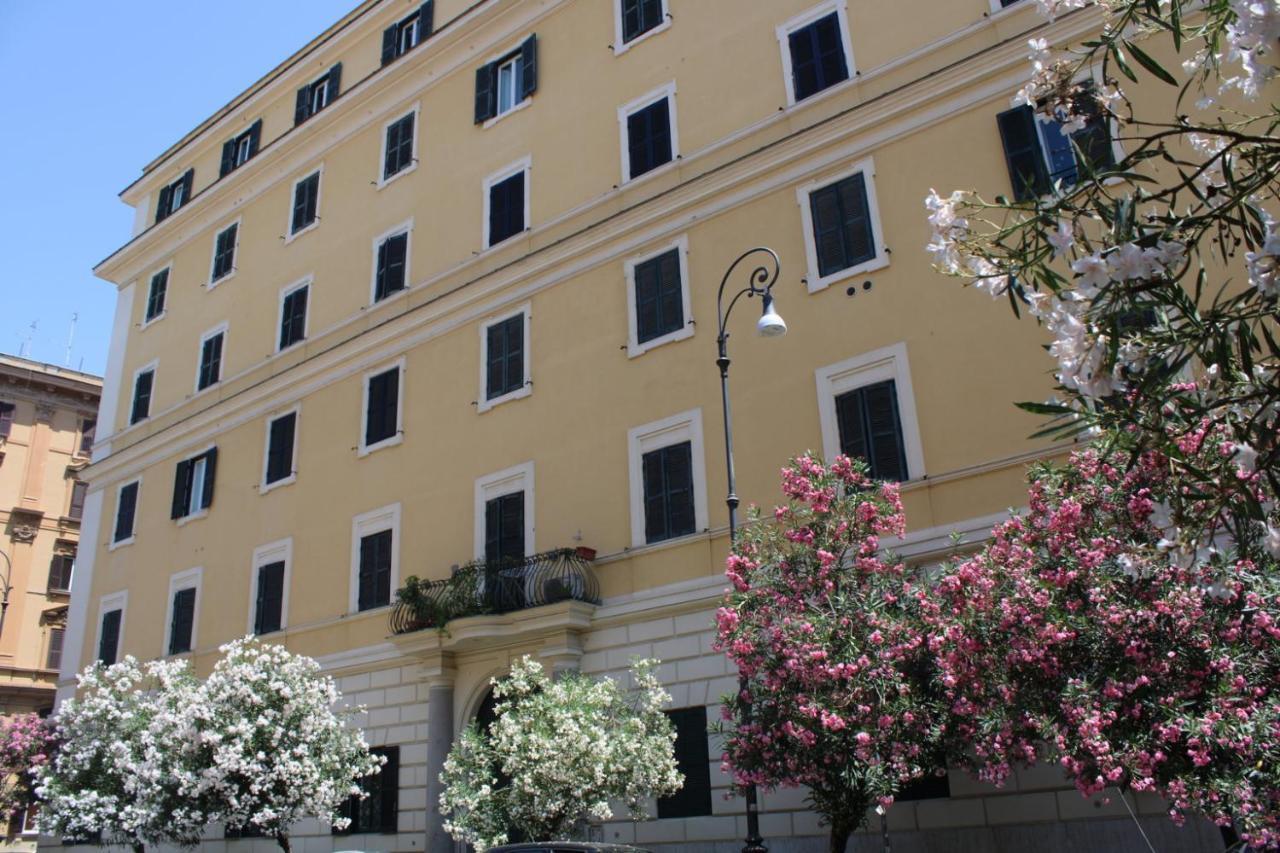 Colosseum New Charming Apartment Rome Extérieur photo